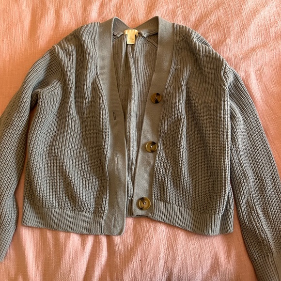 H&M Sweaters - DUSTY BLUE! Boyfriend cardigan
